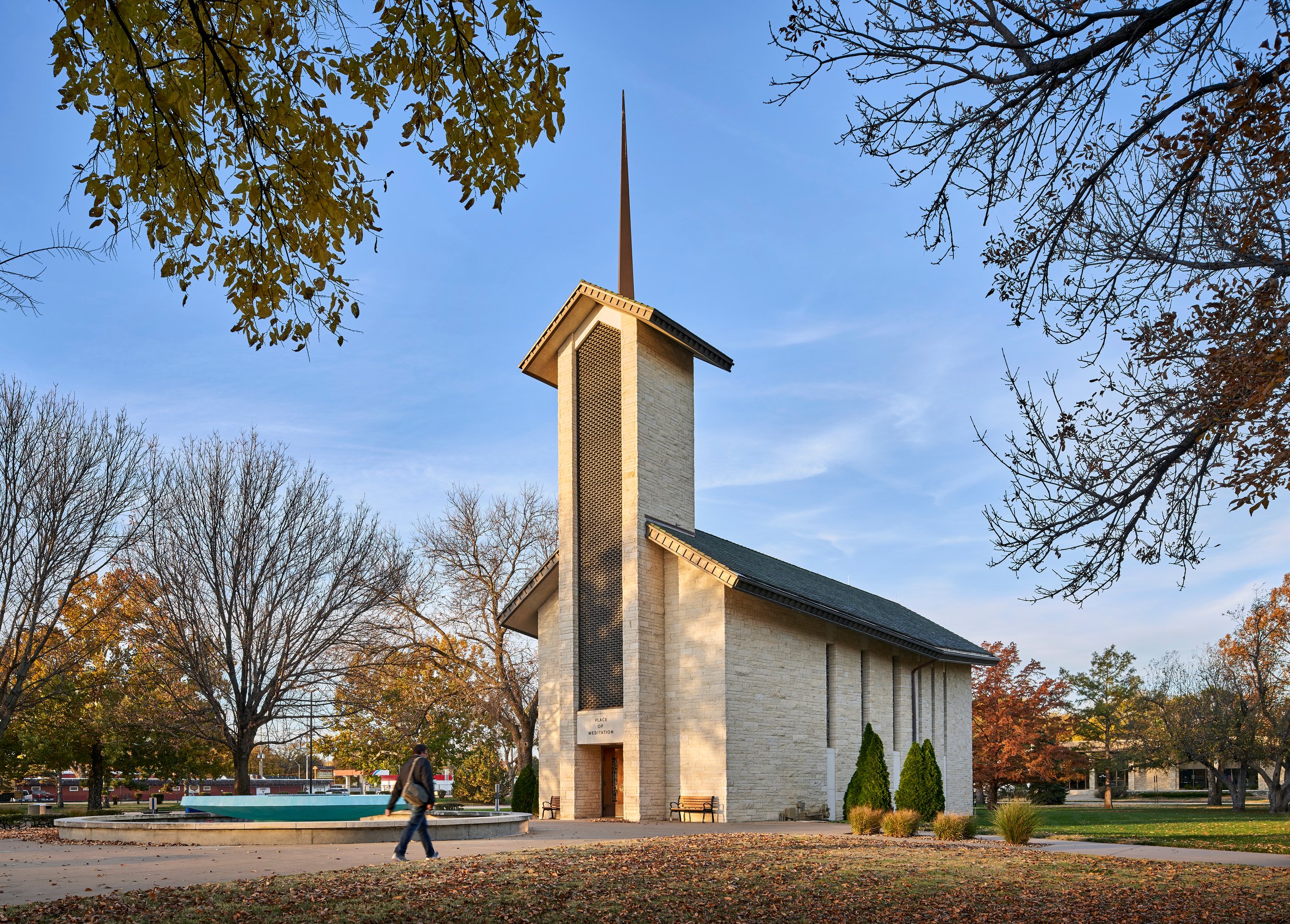 The chapel or Place of Meditation is President Eisenhower's final resting place, where he hoped visitors would reflect on the ideals of the nation.