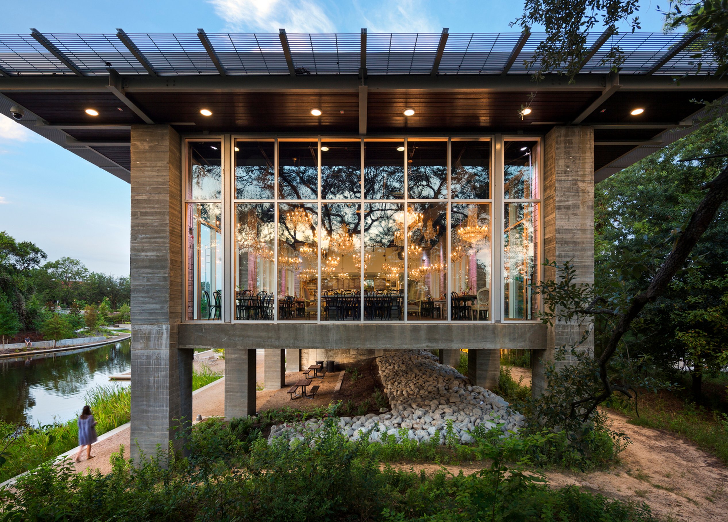 411440 BBP Pavilions ESTO N6 medium 1